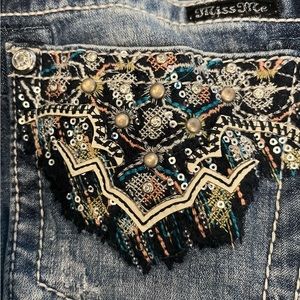 Miss Me Womens Relaxed Cuff Capri Pants‎